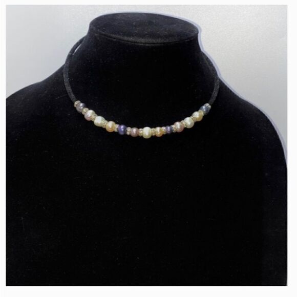 Glamorous Genuine Fresh Water Pearl Choker - Picture 4 of 4